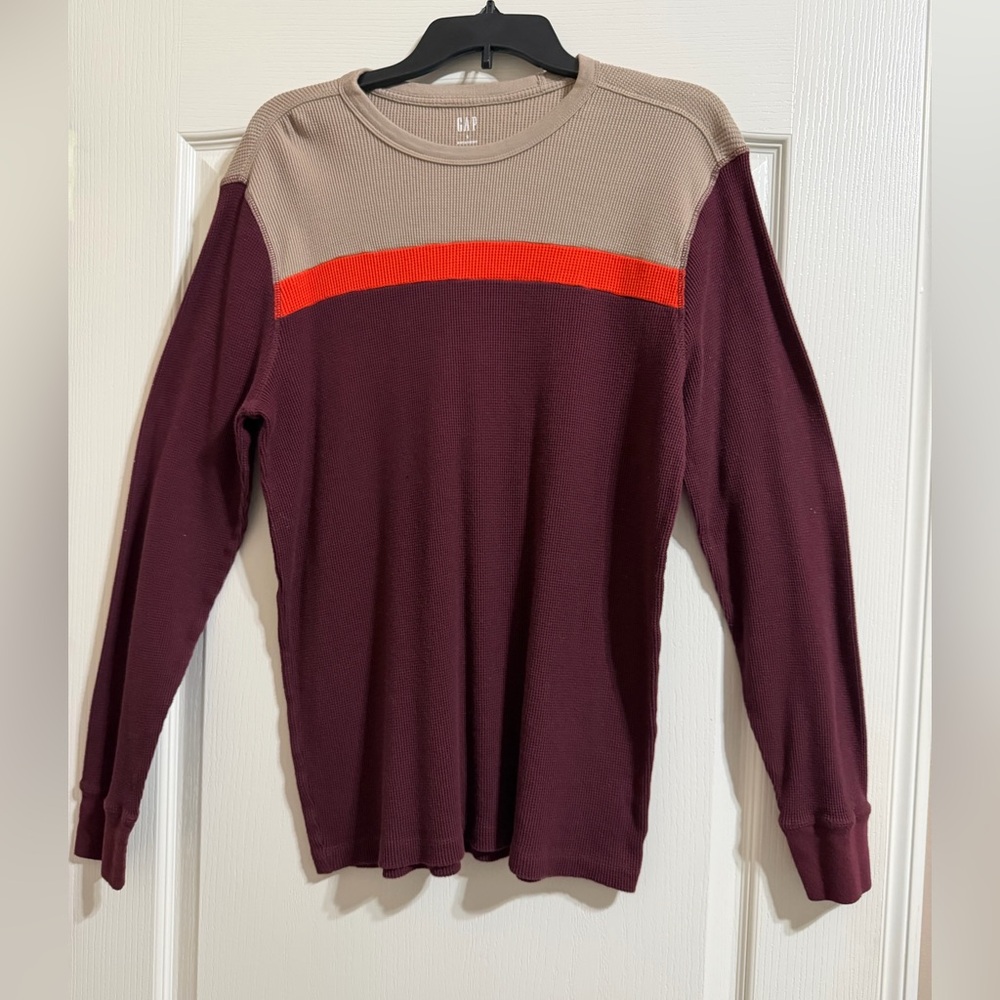 GAP Men's Burgundy and Red Long Sleeve Thermal Tee